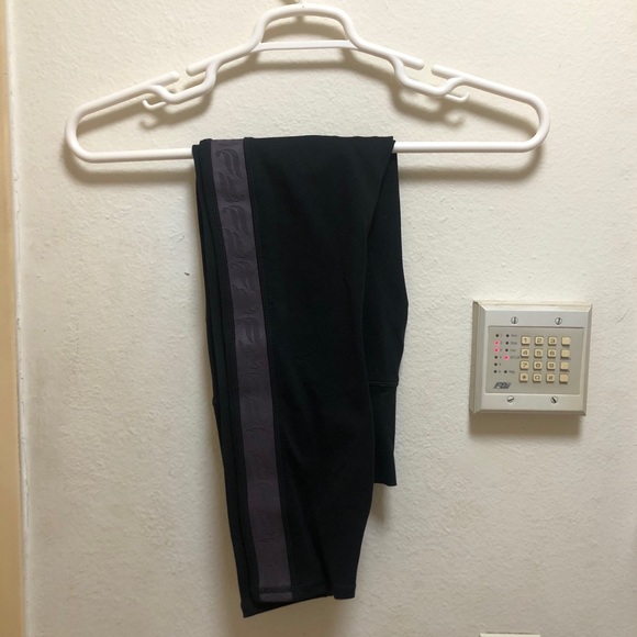 BRAND NEW HIGH-WAISTED WOMEN’S LEGGINGS IN SIZE M - Picture 3 of 7